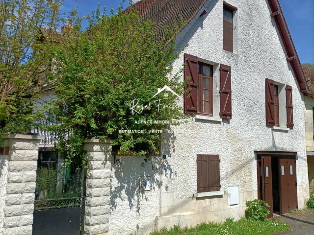 Maison vente à Loches, Le Petit-pressigny