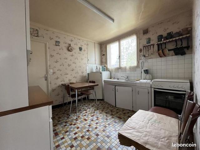 Maison vente à Mamers, Connerré