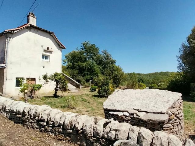 Maison vente à Villefranche-de-Rouergue, Vailhourles