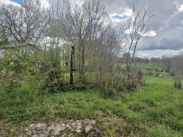 Maison vente à Confolens, Abzac