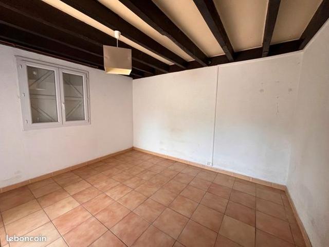 Maison vente à Brive-la-Gaillarde, Beaulieu-sur-dordogne