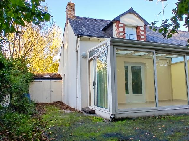 Maison vente à Le Bois Glain, Issé