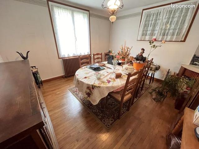 Maison vente à Ussel, Bort-les-orgues