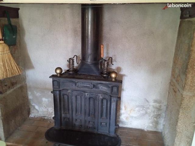 Maison vente à Mauriac, Saint-chamant
