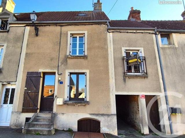 Maison vente à Vichy, Boucé