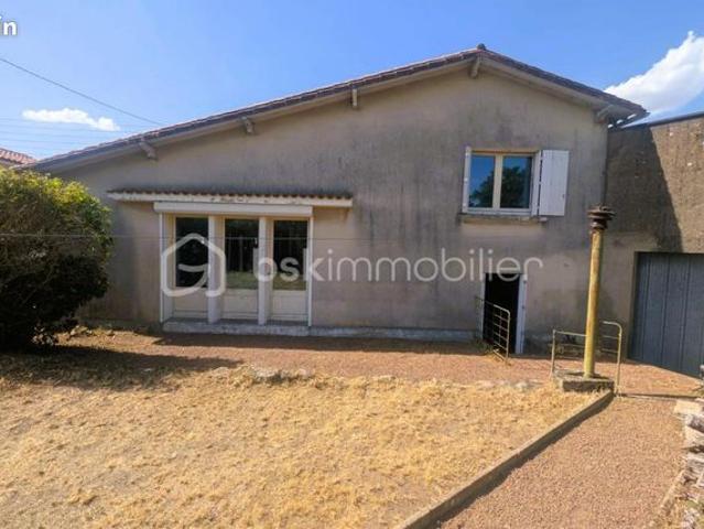 Maison vente à Parthenay, Deux-Sèvres