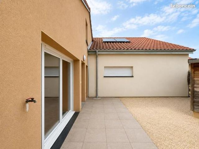 Maison vente à La Tour-du-Pin, L'isle-d'abeau