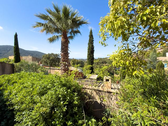 Maison vente à Arrondissement de Toulon, La Londe-les-maures