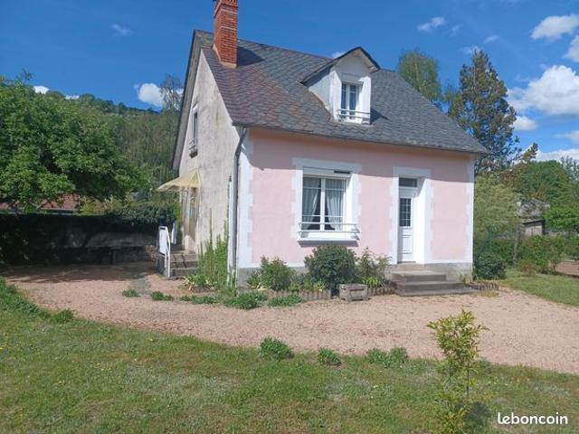 Maison vente à Mauriac, Saint-martin-valmeroux