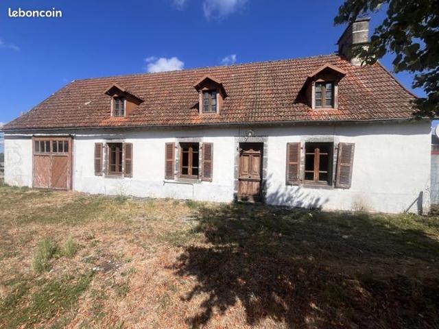 Maison vente à Mauriac, Arches