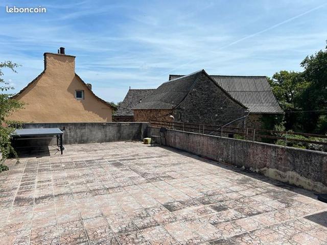 Maison vente à Villefranche-de-Rouergue, Belcastel