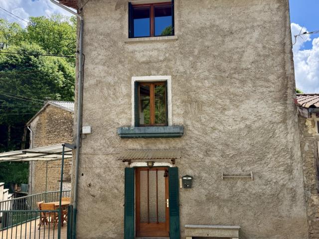 Maison vente à Nantua, Jujurieux