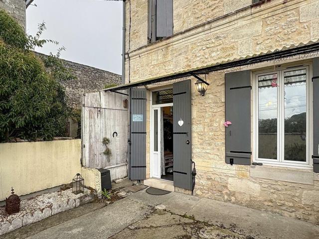 Maison vente à Le Moulin, Saint-estèphe