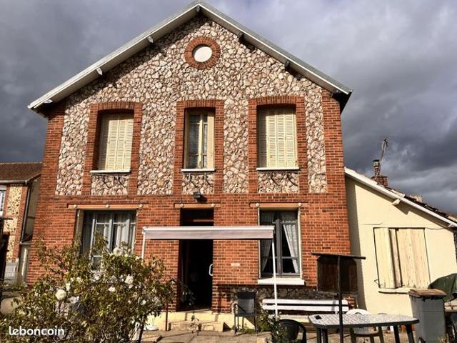 Maison vente à Saint-Aubin-lès-Elbeuf, Seine-Maritime