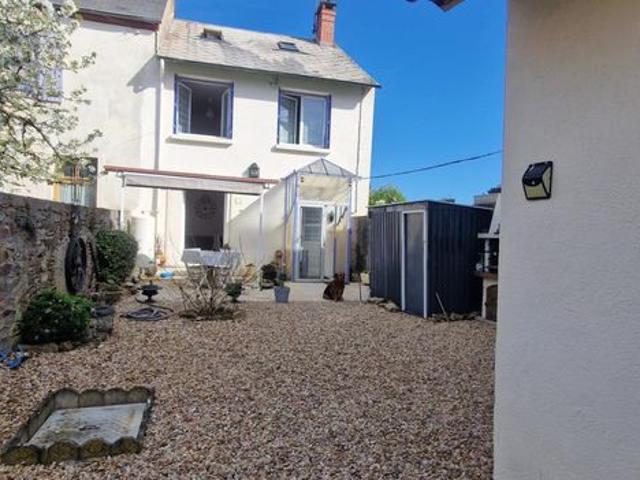 Maison vente à Montluçon, Viplaix