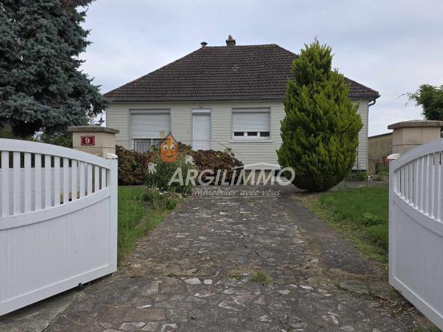 Maison vente à Mamers, Ecorpain