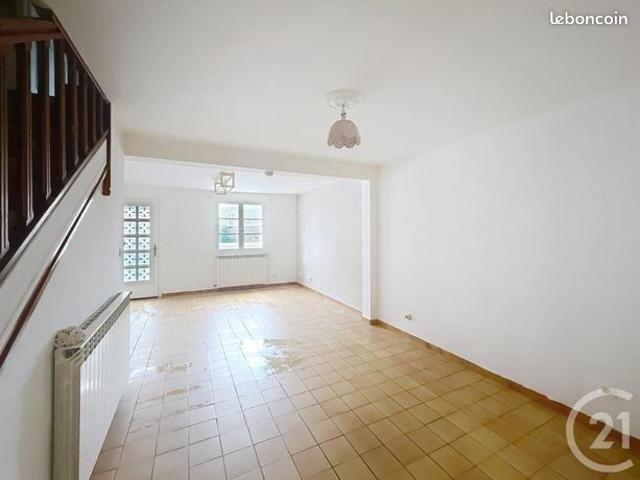 Maison vente à Compiègne, Lacroix-saint-ouen