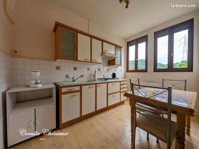 Maison vente à Mauriac, Lanobre