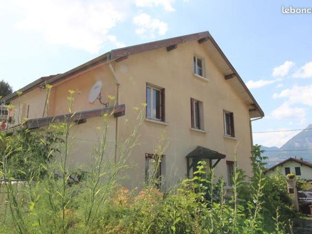Maison vente à Grenoble, Gières