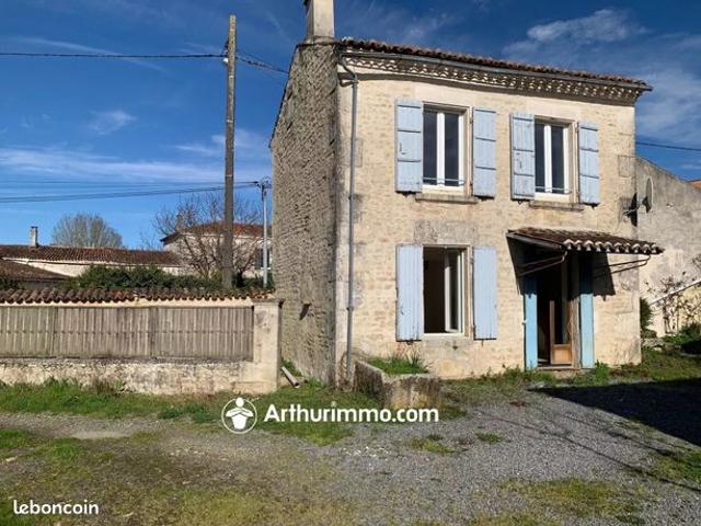 Maison vente à Saint-Jean-d'Angély, Cherbonnières