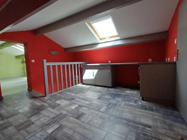 Maison location à Montmorillon, Lhommaizé