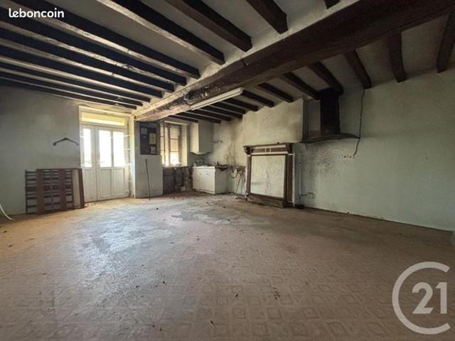 Maison vente à Argentan, Champsecret