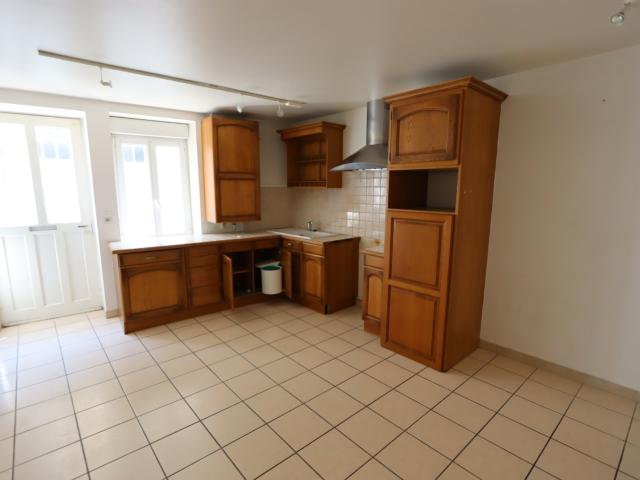Maison vente à Cosne-Cours-sur-Loire, La Charité-sur-loire