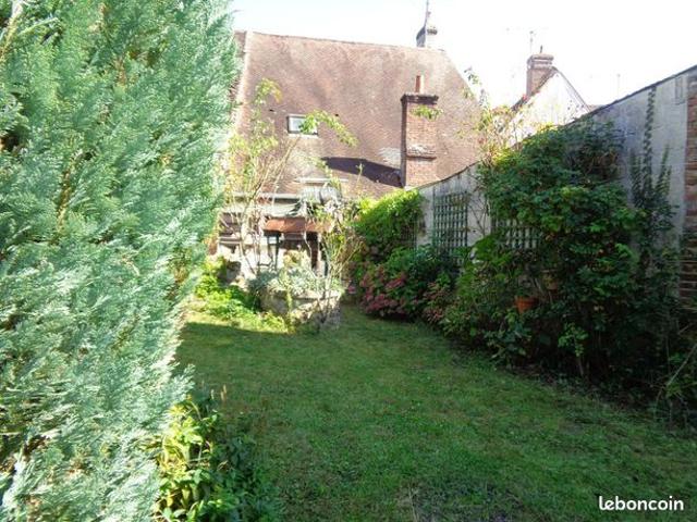 Maison vente à Auxerre, Bléneau
