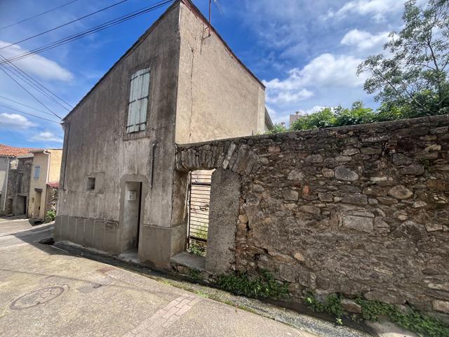 Maison vente à Narbonne, Cascastel-des-corbières