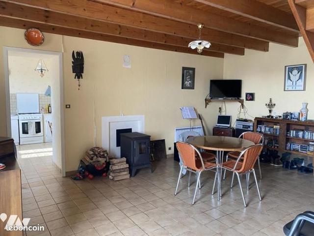 Maison vente à Guingamp, Bretagne