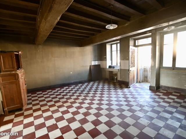 Maison vente à Cosne-Cours-sur-Loire, Saint-père
