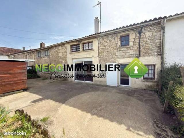 Maison vente à Fontenay-le-Comte, Saint-etienne-de-brillouet