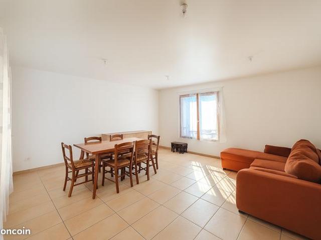 Maison vente à Melun, Combs-la-ville