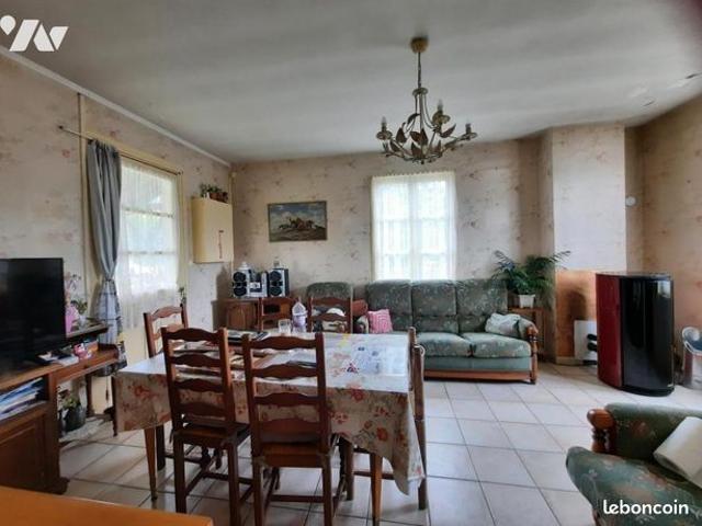 Maison vente à Lens, Avion
