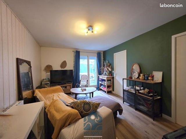 Maison vente à Riom, Volvic