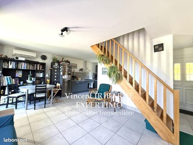 Maison vente à Saintes, Saint-georges-des-coteaux