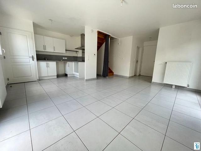 Maison vente à Rouen, Boos
