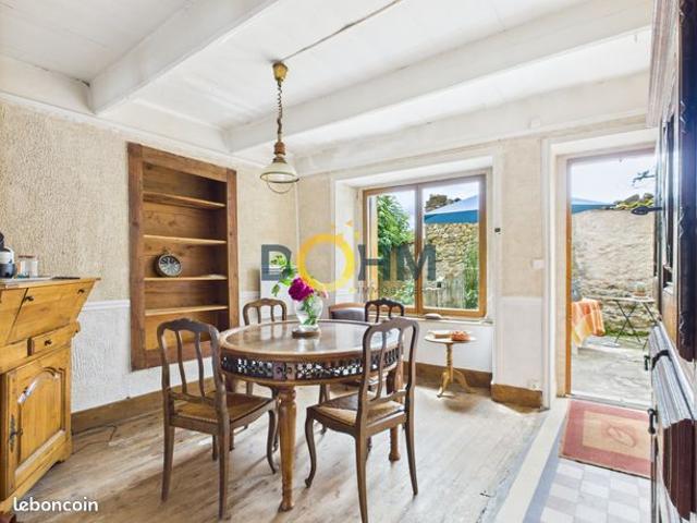 Maison vente à Marsac-en-Livradois, Puy-de-Dôme