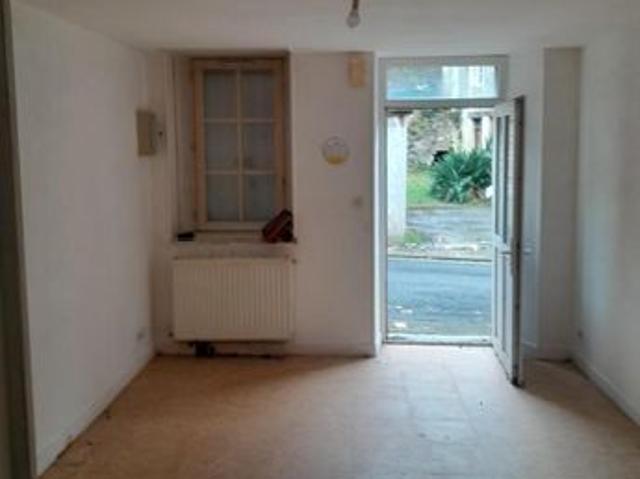 Maison vente à Vouziers, Falaise