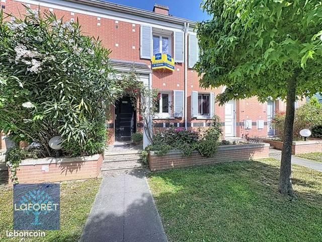 Maison vente à Évry, Petit-bourg