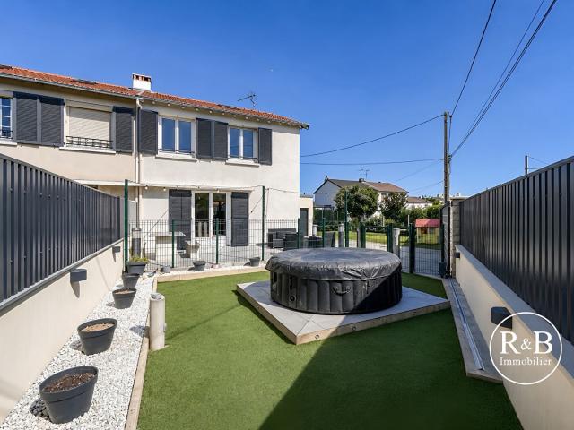 Maison vente à Versailles, Les Clayes-sous-bois