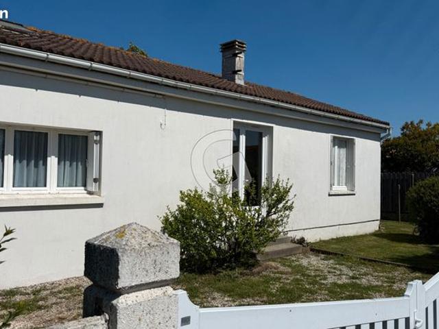 Maison vente à Fontenay-le-Comte, Grues
