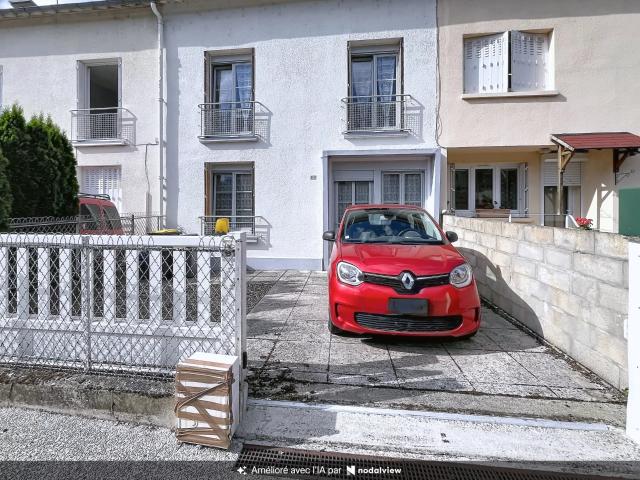 Maison vente à Montreuil, Laon