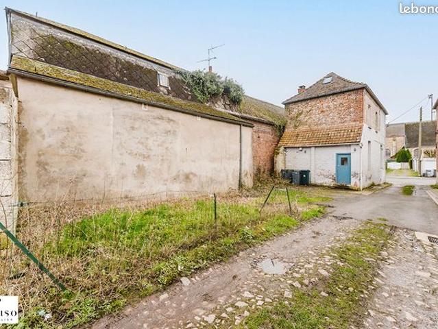 Maison vente à Valenciennes, Curgies