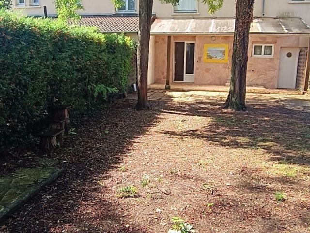Maison vente à Bourges, Avord