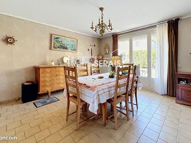 Maison vente à Vouziers, Falaise