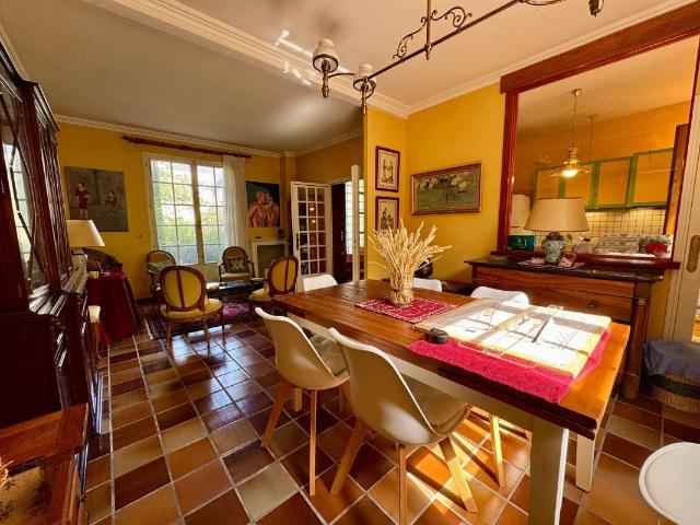 Maison vente à Versailles, Viroflay