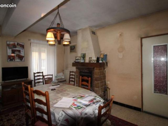 Maison vente à Sens, Courgenay