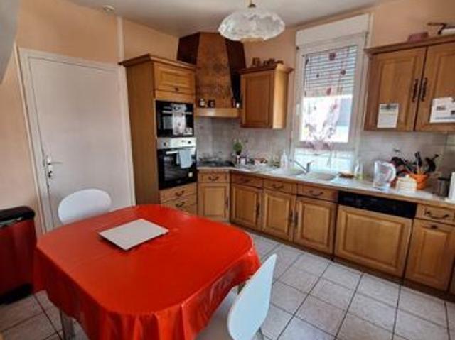 Maison vente à Troyes, Sainte-savine