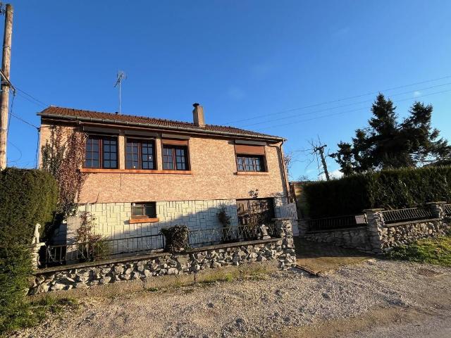 Maison vente à Vervins, Boué